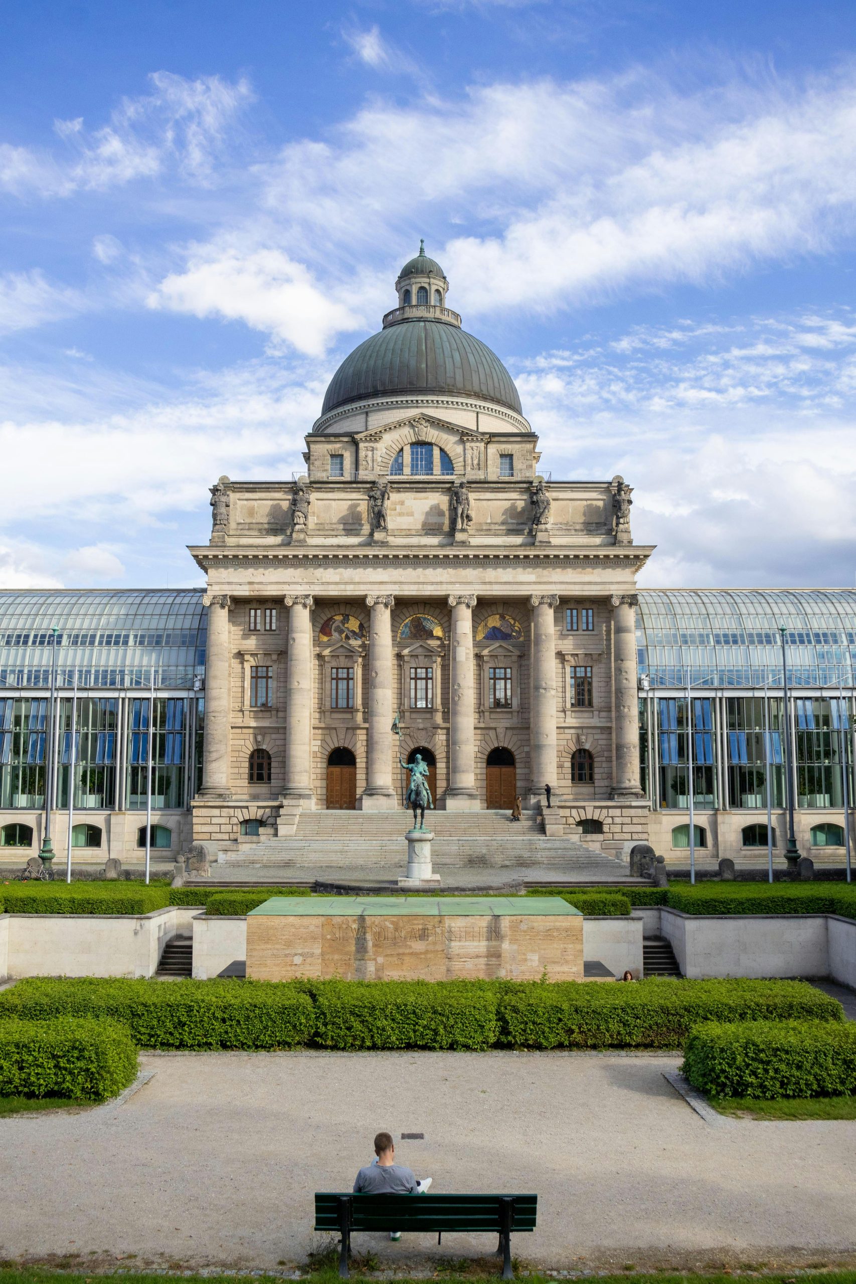 Travel Guide Munich Munich cityscape with historical buildings and gardens